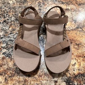 Teva Women’s Flatform universal interweave in Caribou